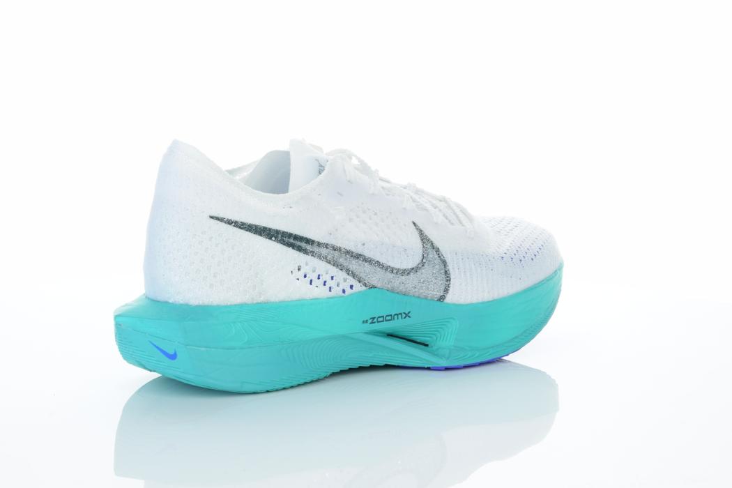 Nike ZOOMX VAPORFLY NEXT% 3, moški tekaški copati, bela | Intersport