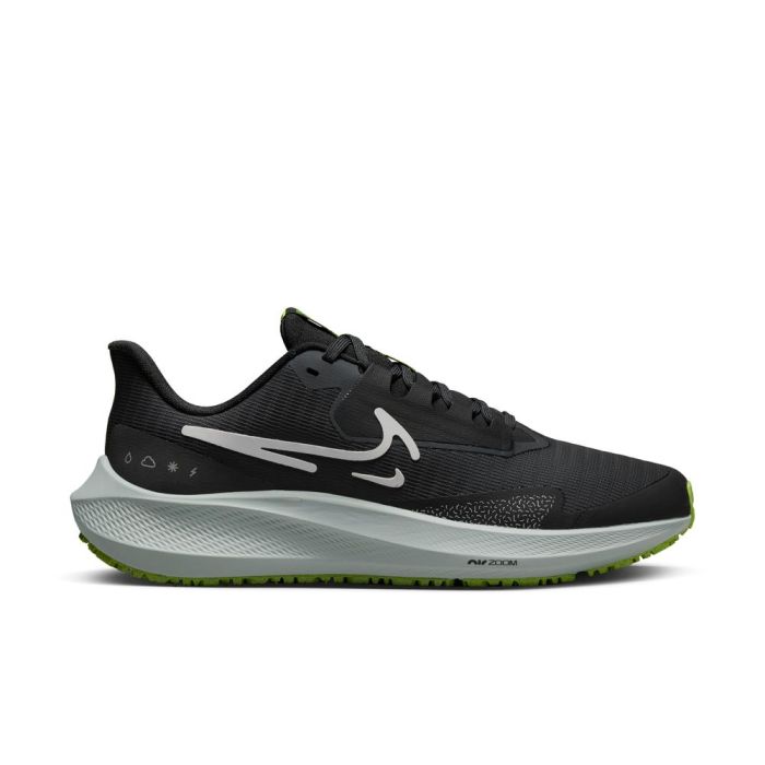 Nike W AIR ZOOM PEGASUS 39 SHIELD, ženski tekaški copati, črna | Intersport