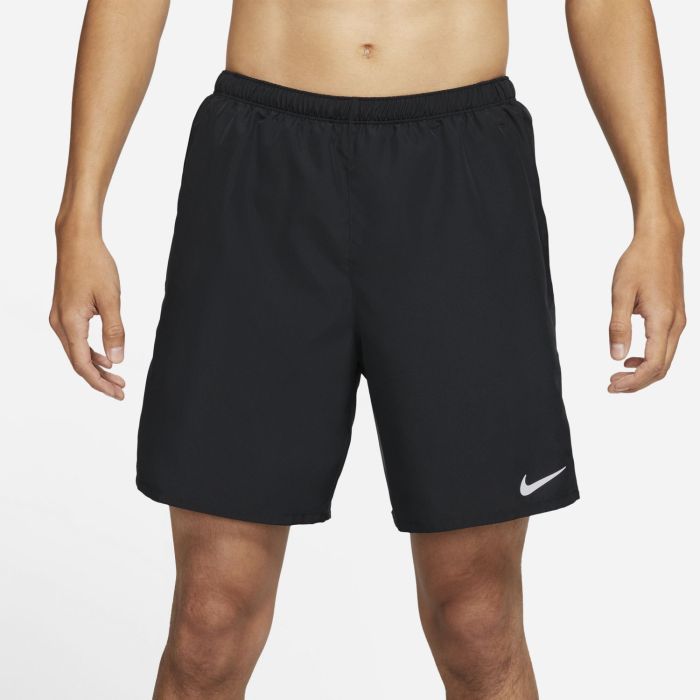 Nike CHALLENGER 2-IN-1 RUNNING SHORTS, moške kratke tekaške hlače, črna |  Intersport
