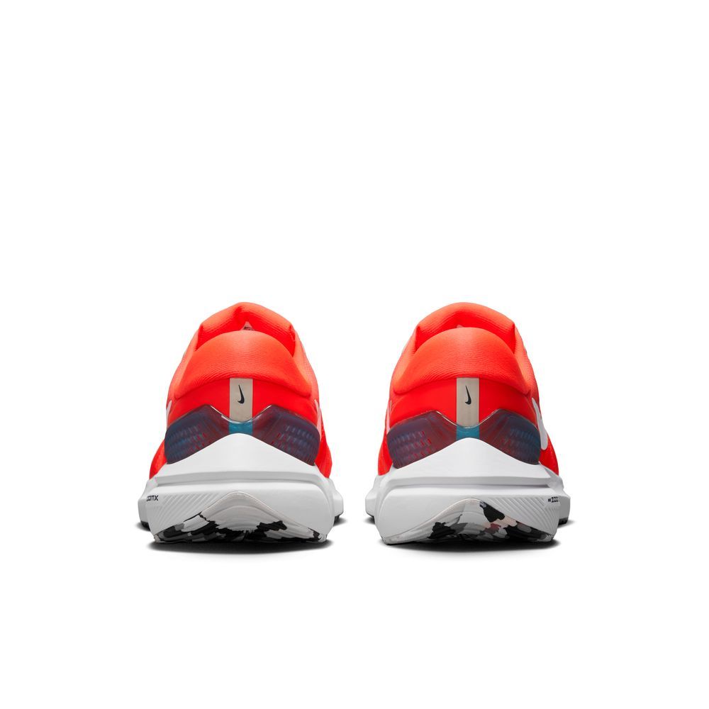 Nike AIR ZOOM VOMERO 16, moški tekaški copati, rdeča | Intersport