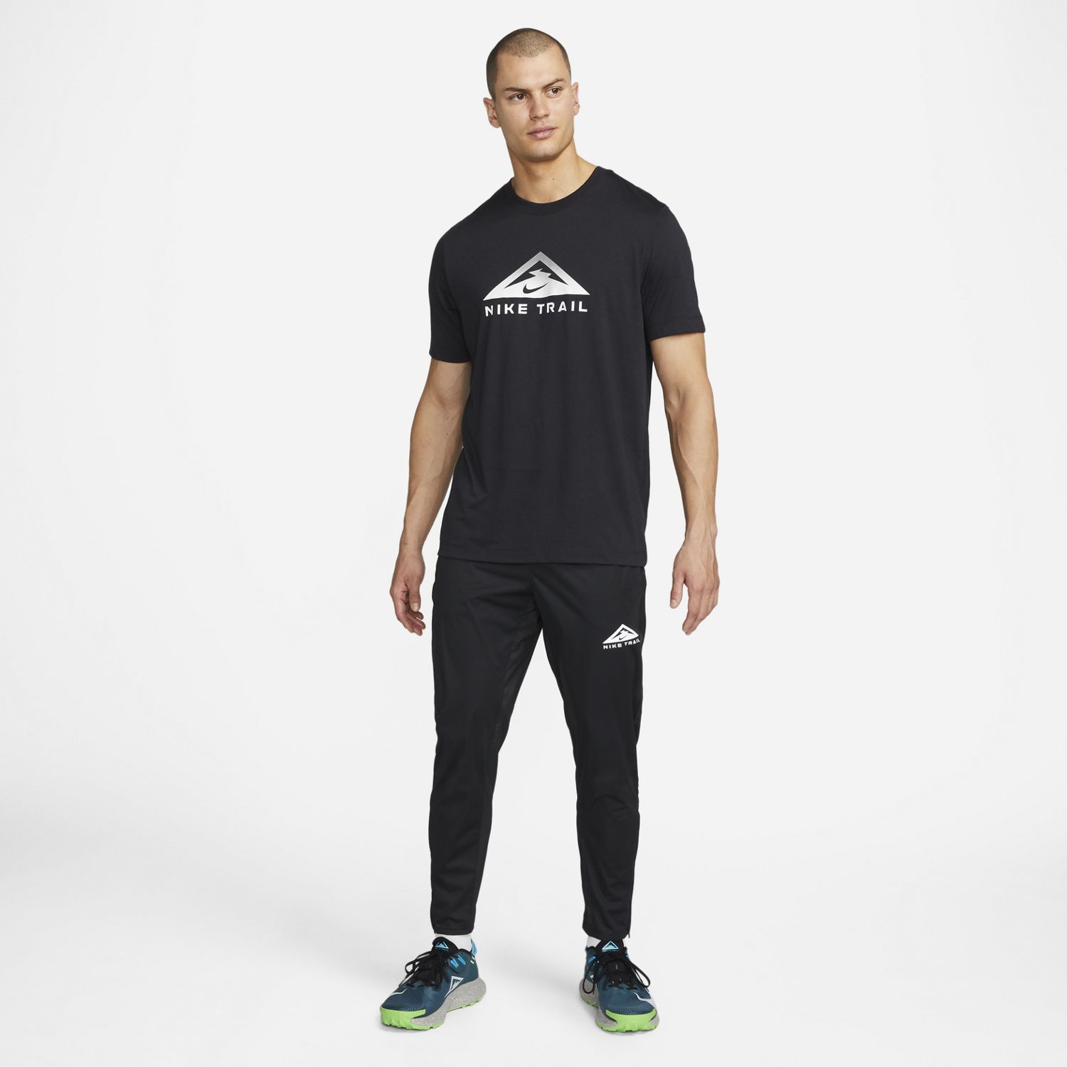 Nike M NK TRAIL PHNM ELT KNT PNT, moške hlače, črna | Intersport